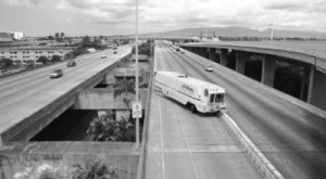 Cameo: : Barrier-transfer ("zipper") machine moving a lane barrier.