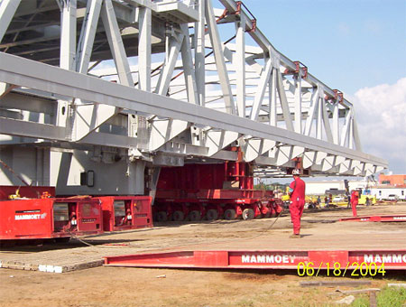 Self-Propelled Modular Transporter