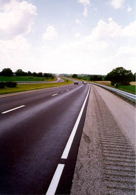 photo of superpave overlay on I-74.