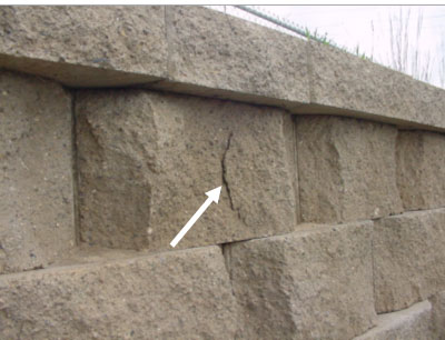 Figure 44. Photo. Sample A of split face delaminations on SRW units. Picture shows a SRW unit with a large crack in the split face.