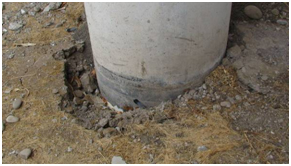 Photo. Soil separation from column of Chada bridge. Click here for more information.