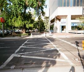 Figure 9. Photo. Unsignalized pedestrian crosswalk in Stockton, CA, pedestrian view. Same crosswalk as figure 9, but taken from the perspective of the pedestrian crossing the roadway.