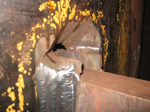 Figure 8: Weld tabs in place at top of pile connection plate weld.