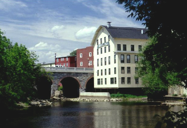 Photo: Main Street Bridge