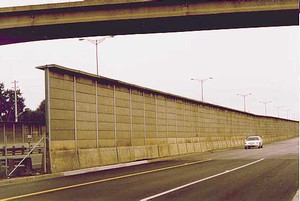 Photo of a noise barrier with a T shaped top