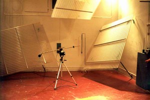 Photo showing noise barrier testing using a reverberation room
