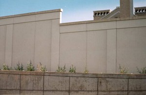Photo of a noise barrier with a horizontal cap - T shaped