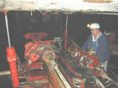 Photo of electrohydraulic drill rig that was used to drill the horizontal borehole