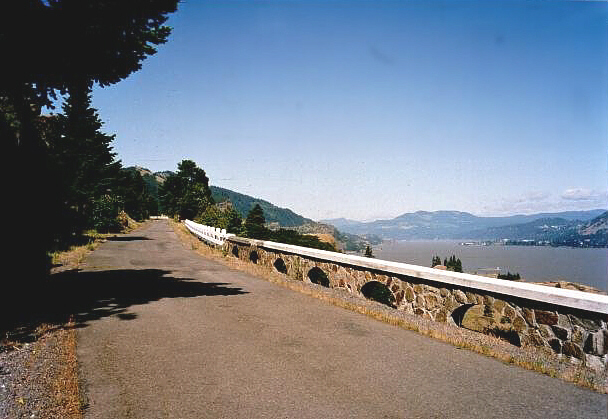 Photo: Historic Columbia River Highway State Trail