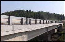 The Current River Bridge, Ontario (2007) utilized Ductal® Joint Fill for precast curb sections under bridge railings.