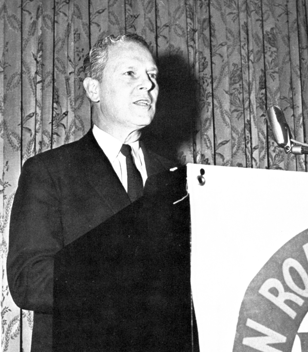 In 1955, Senator Albert Gore of Carthage, TN, was the new Chairman of the Subcommittee on Roads, Committee on Public Works. He had served in the U.S. House of Representatives since the election of 1938, but had been in the Senate only since 1953. On February 21, 1955, he held a hearing on President Eisenhower’s new plan for highways, including the Interstate System – Senator Gore’s first hearing as Chairman. In this position, he would play a pivotal role in drafting the Federal-Aid Highway Act of 1956. He died on December 5, 1998. His son, Al Gore, served in the House (1977-1985), the Senate (1985-1993), and as Vice President (1993-2001). Image. In 1955, Senator Albert Gore of Carthage, TN, was the new Chairman of the Subcommittee on Roads, Committee on Public Works. He had served in the U.S. House of Representatives since the election of 1938, but had been in the Senate only since 1953. On February 21, 1955, he held a hearing on President Eisenhower’s new plan for highways, including the Interstate System – Senator Gore’s first hearing as Chairman. In this position, he would play a pivotal role in drafting the Federal-Aid Highway Act of 1956. He died on December 5, 1998. His son, Al Gore, served in the House (1977-1985), the Senate (1985-1993), and as Vice President (1993-2001).