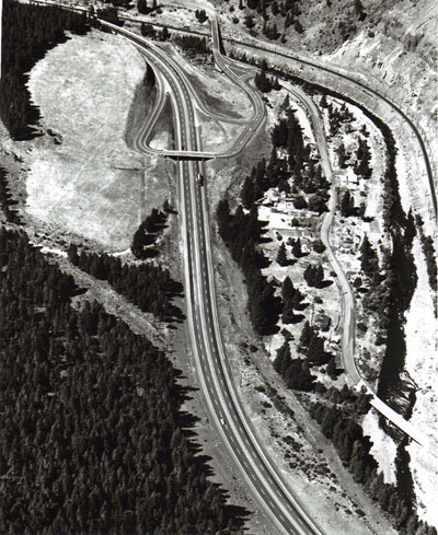Oregon - Upper Perry Interchange,  west of La Grande on I-84, permits traffic to get to Hilgard and way points.