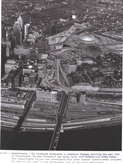 Pennsylvania - The Crosstown Boulevard, a connector freeway skirting the east edge of Pittsburgh's 