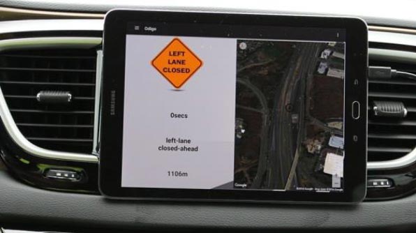 A smart work zone application informs drivers about upcoming traffic conditions.