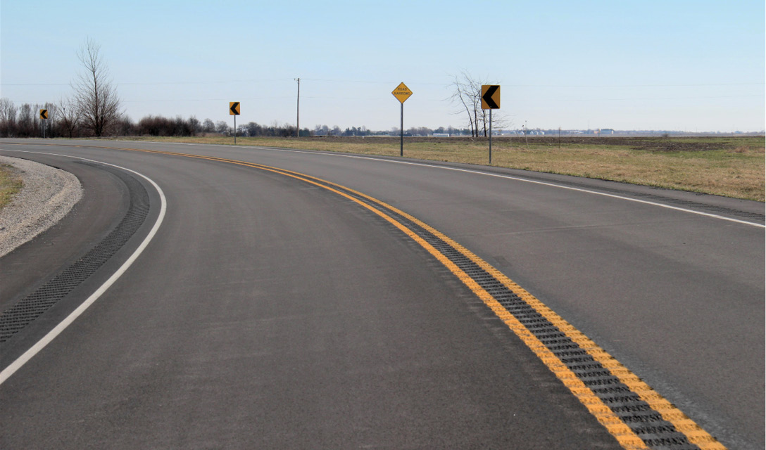 Curve on rural roadway