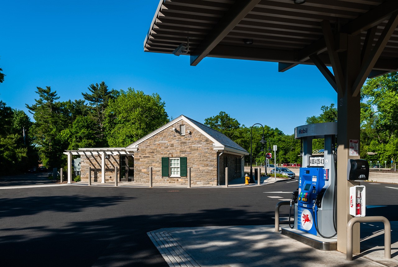 Image of rest area.