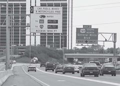 Figure 1 I-394 MnPass high occupancy toll lane