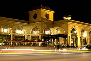 Restaurant at night