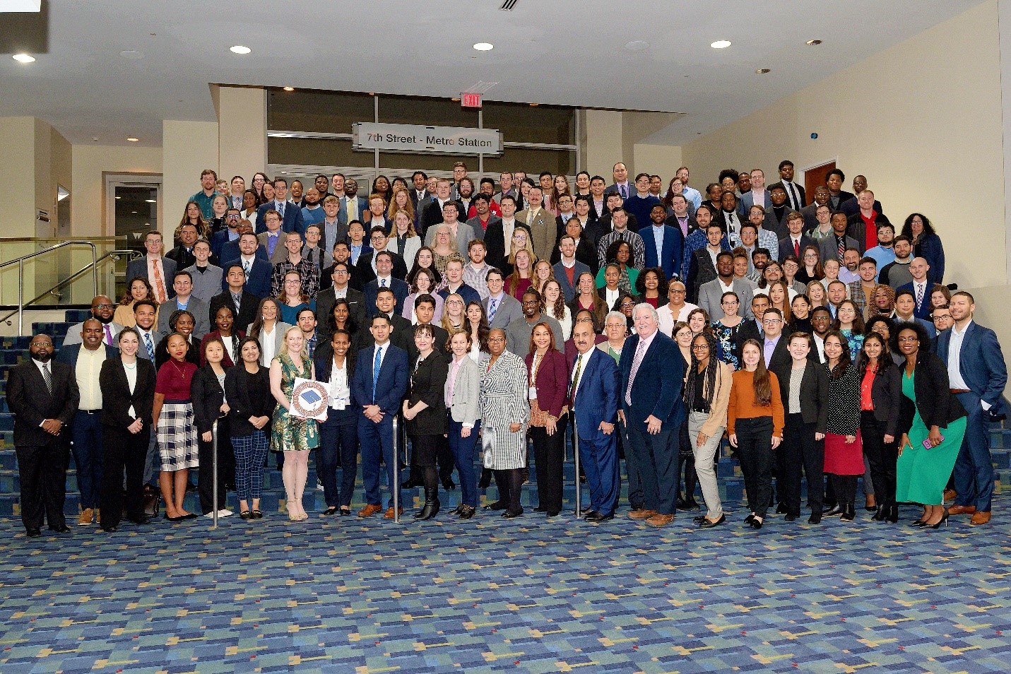 a large group of DDETFP fellows, faculty advisors and staff