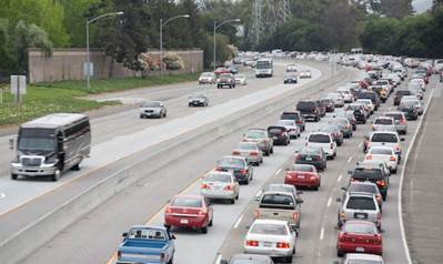 3 right lanes have heavy traffic