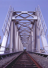 The Norfolk Southern Railroad Truss Bridge near Philadelphia, PA, was completed on a fast-track schedule.