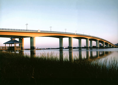 Figure 7. Photo. A view of a concrete bridge.