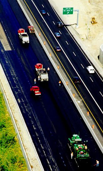 Aerial photo of I-405.