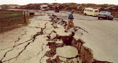 Liquefaction damage due to Loma Prieta earthquake