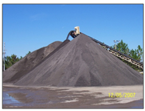 Figure 15. Photo. Fine fractionated RAP stockpile. Click here for more information.