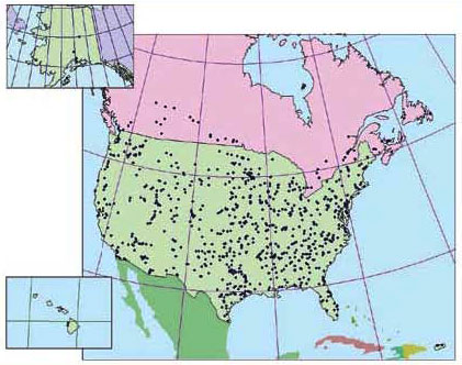 Figure 1. Map. Geographic distribution of LTPP test sections. This map shows the geographic distribution of the 2,512 LTPP test sections throughout North America.