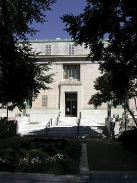 Photo. Front view of National Academies building. Credit: © J. D. Talasek/National Academy of Sciences [Courtesy of CPNAS, www.nationalacademies.org]