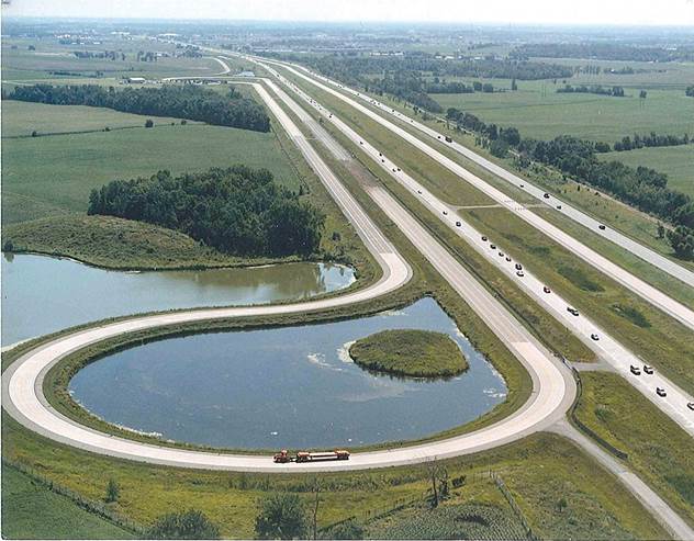 Figure 10.6. Photo. Aerial view of MnROAD low-volume road and mainline test roadways. Credit: © Minnesota Department of Transportation.