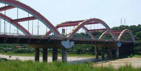 Photo. Overview of Baiyun Bridge. Click here for more information.