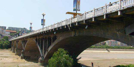 Photo. Overview of Nanhe Bridge. Click here for more information.