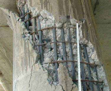 Photo. Shear Failure at West Column of Bent 5 of the Northwest Approach. Click here for more information.