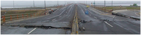 Photo. Southwest view of northern approach to Juan Pablo II bridge, facing Biobío River. Click here for more information.