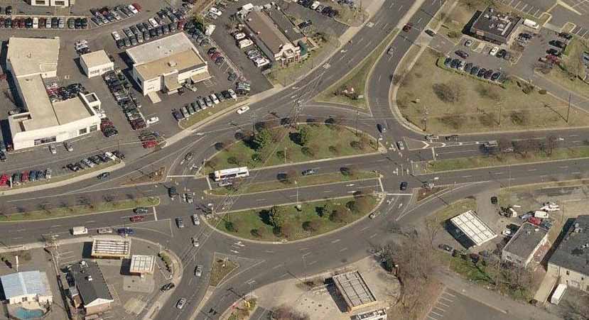 The photo shows a hamburger intersection at the junction of U.S. Route 15/29 and Old Lee Highway in Fairfax, VA.