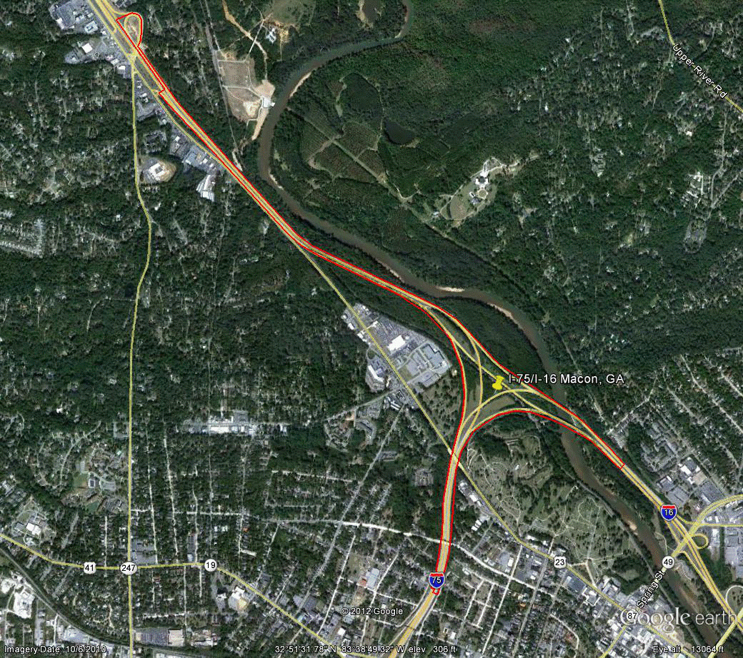 Figure 88. Photo. Aerial view of site GA-4. This figure shows an aerial photo of the interchange of I-75/SR 401 with I-16/SR 404 in Macon, GA. The study limits along each route were drawn on the aerial photograph.