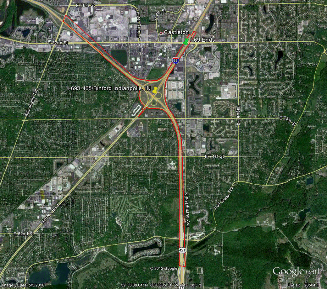 Figure 90. Photo. Aerial view of site IN-3. This figure shows an aerial photo of the interchange of I-69/SR 37/Binford Boulevard with I-465/US-421/US-31in Indianapolis, IN. The study limits along each route were drawn on the aerial photograph.