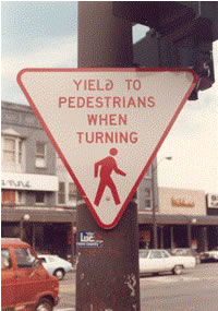 Figure 30. Examples of innovative pedestrian signalization alternatives