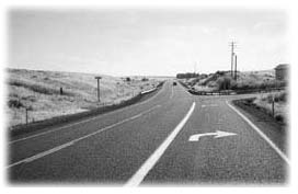 Right-turn lane at an unsignalized intersection