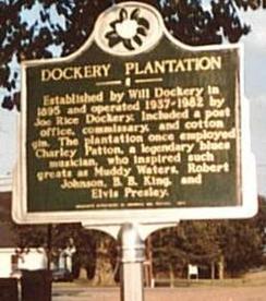 Photo of sign about Dockery Plantation.