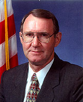 Photo: Kenneth R. Wykle, Federal Highway Administrator